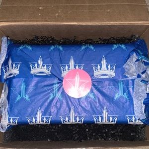 Blue Blood Palette - Jeffree Star Cosmetics